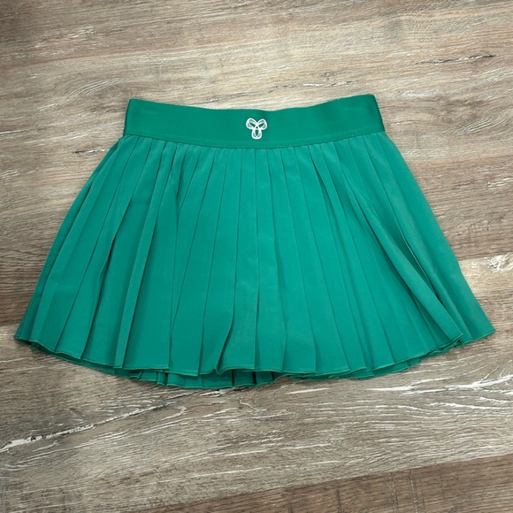 TNA Pleated Tennis Skirt in Green - Picture 3 of 3